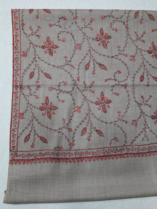 Premium Pashmina Shawl – Fine Handmade Kashmiri Work